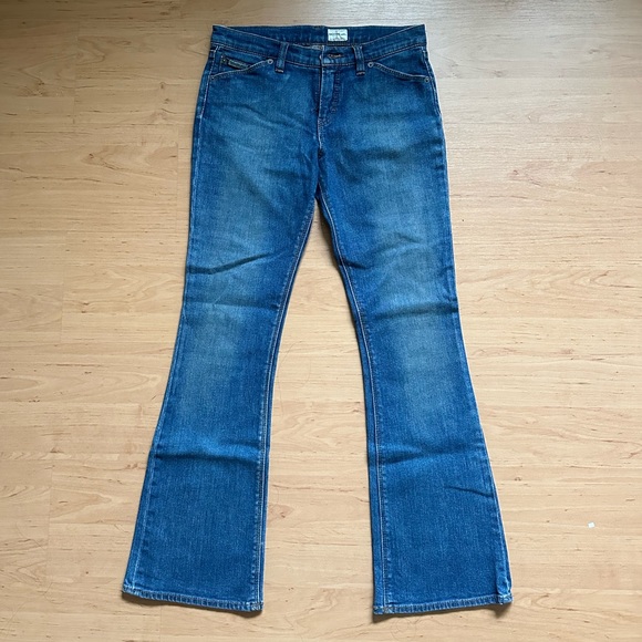 Calvin Klein low rise bootcut jeans - Picture 2 of 10